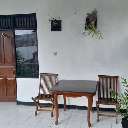 Bukit Kembar Ecotourism Hotel Gitgit Eksteriør billede
