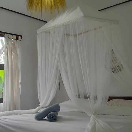 Bukit Kembar Ecotourism Hotel Gitgit Eksteriør billede